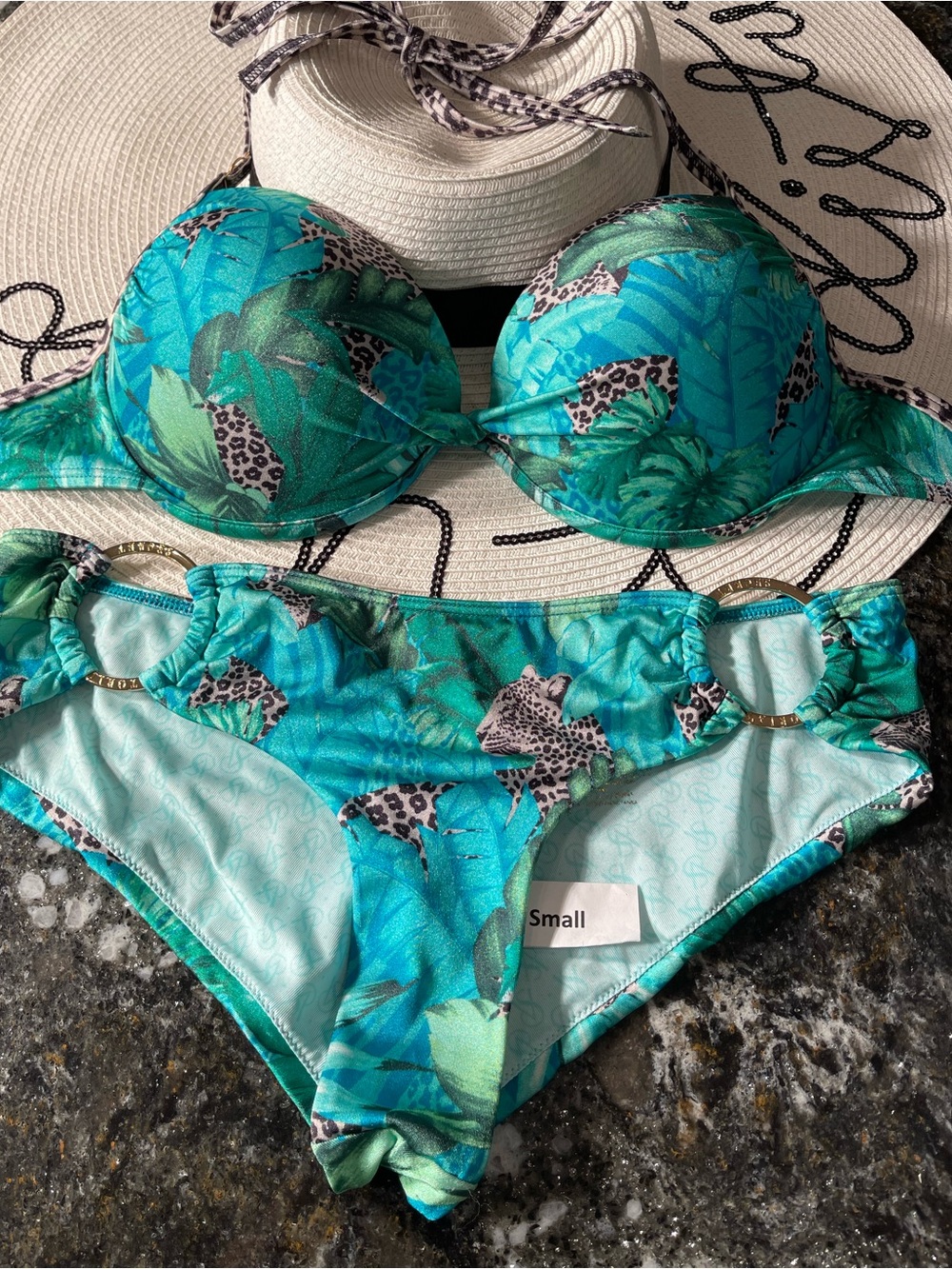 Like new vintage Victoria Secrets bikini push-up 32DD and S bottoms RARE